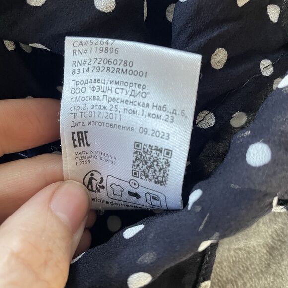 Gerard Darel Blouse 34 US Small Navy White Polka Fit Bow neck tie Button Up - Picture 9 of 13